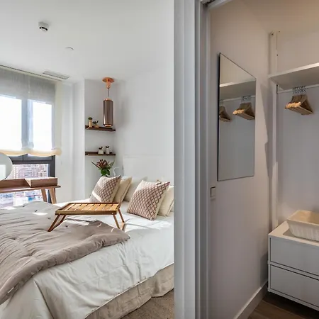 Skyline 2 Pool & Parking Free Apartment Malaga