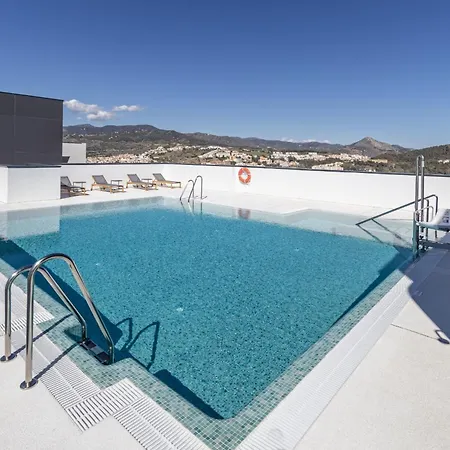 Skyline 2 Pool & Parking Free Appartement *